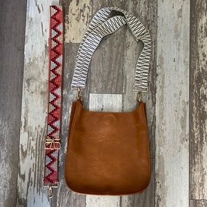 NWOT Crossbody Messenger Style Bag with Interchangeable Straps